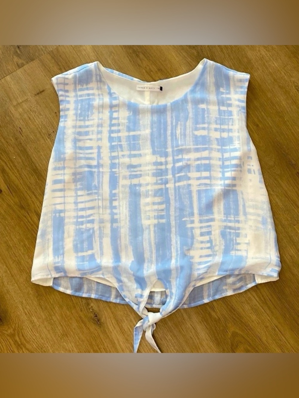 🌸Three Eighty Two sleeveless blouse with tie bottom size XS